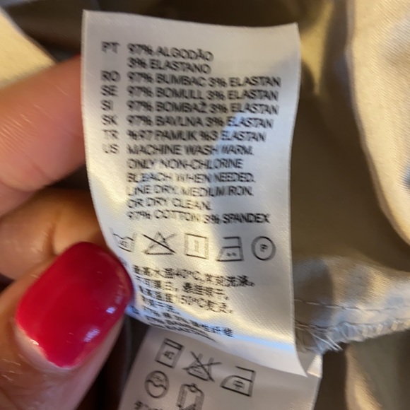 H&M brass button down tan dress, size 14 🔥 - Picture 6 of 6